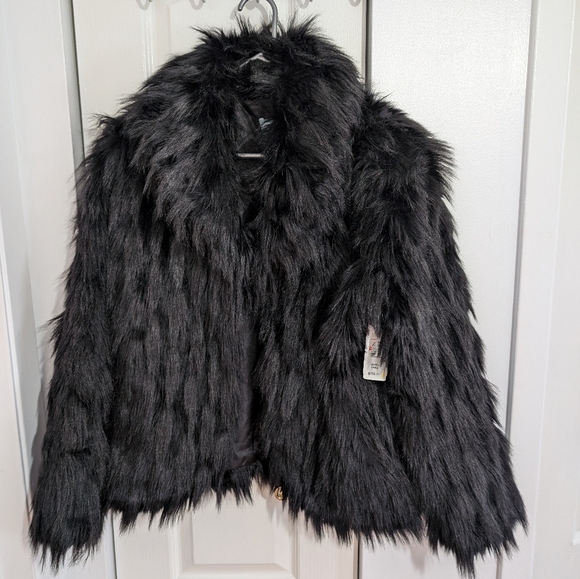Fur Jacket - Picture 4 of 4
